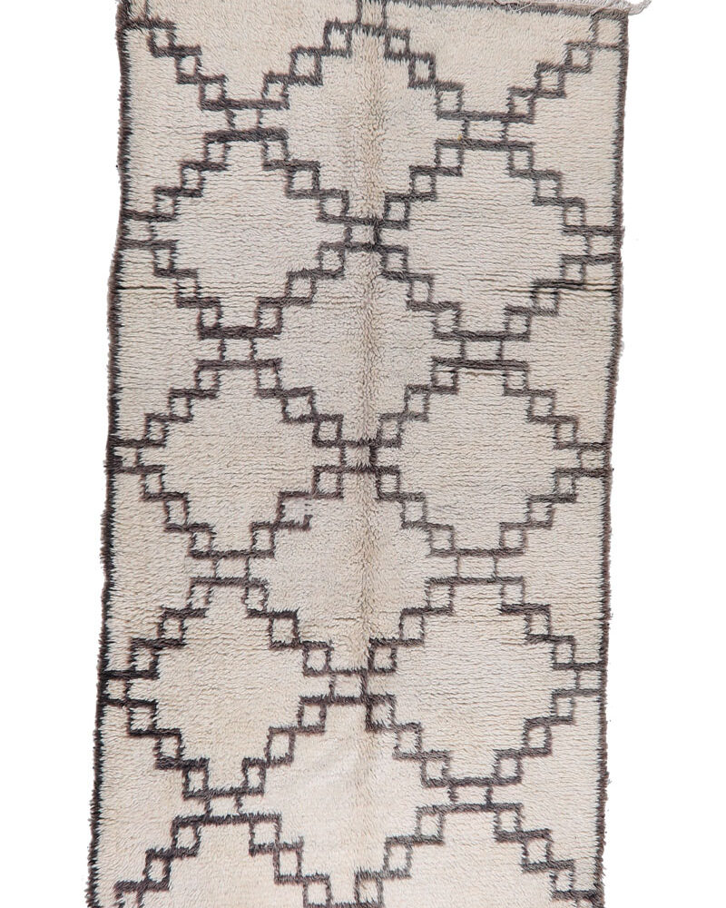 BO-906  Handmade Tribal Vintage Moroccan Area Rug 4'-0"x 8'-3"